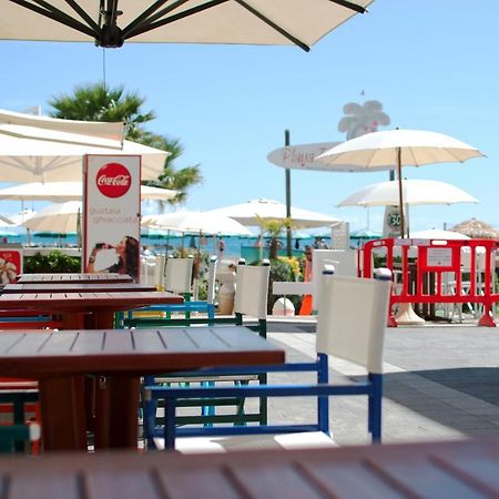 Sun Beach Residence Rimini Exteriör bild