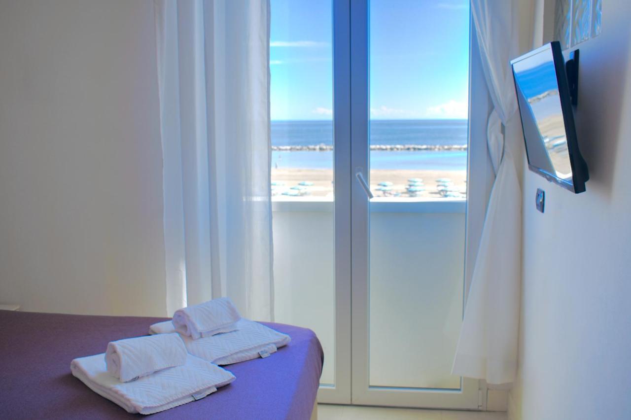 Sun Beach Residence Rimini Exteriör bild